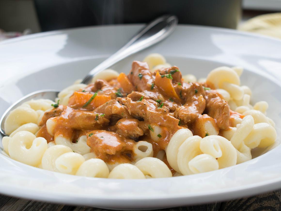 Rahmgeschnetzeltes mit Hörnli