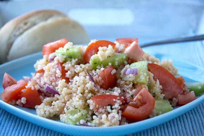 Couscous Salat mit Minze