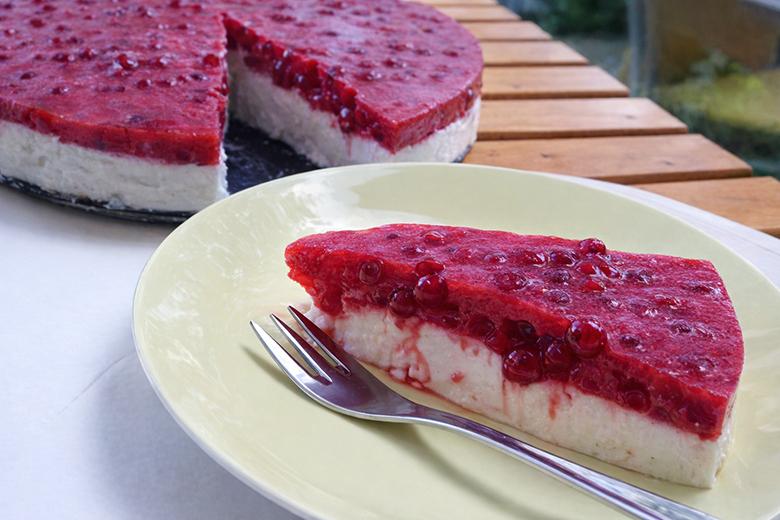 Quarktorte mit Früchten