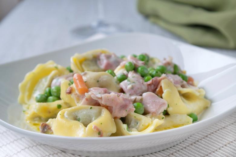 Tortellini mit Erbsen