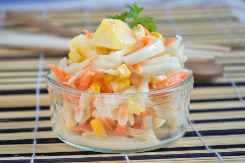 Exotischer Kohlsalat