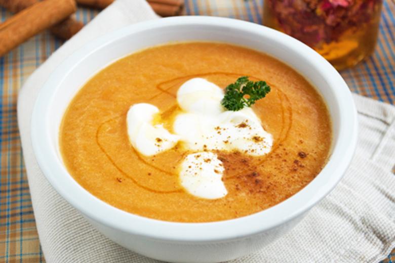 Süsse Frühlingssuppe mit Rüebli