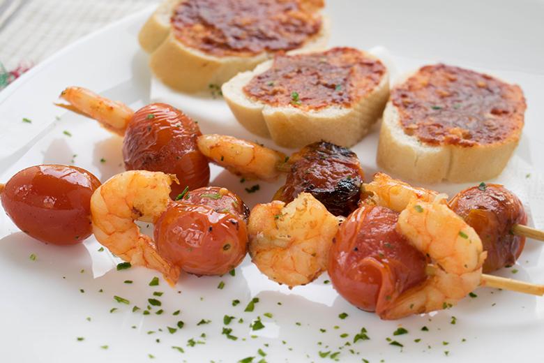 Crevettenspiessli an Chilisauce