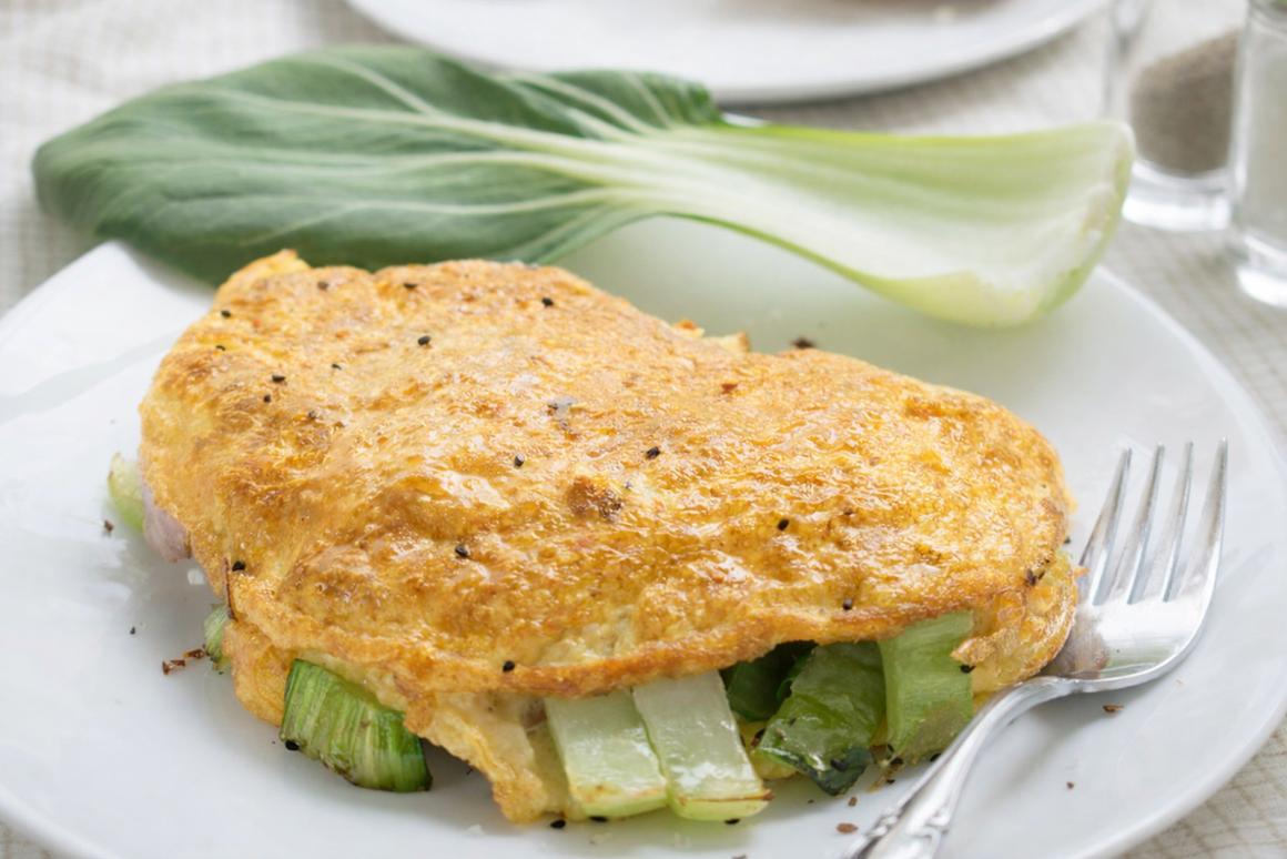 Omelett mit süss-saurem-Pak Choi