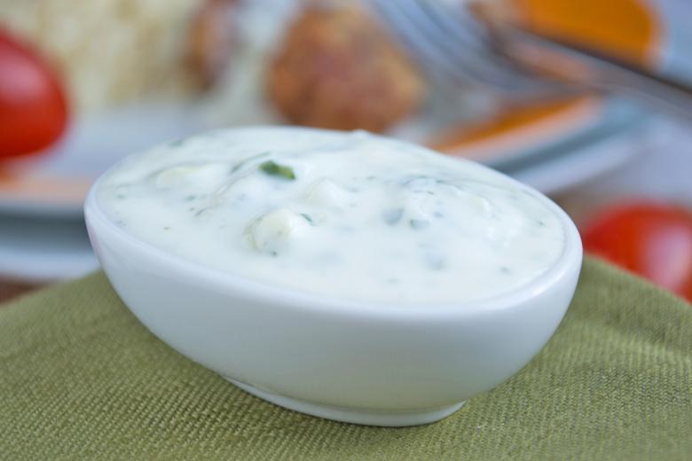 Frischer Gurkendip