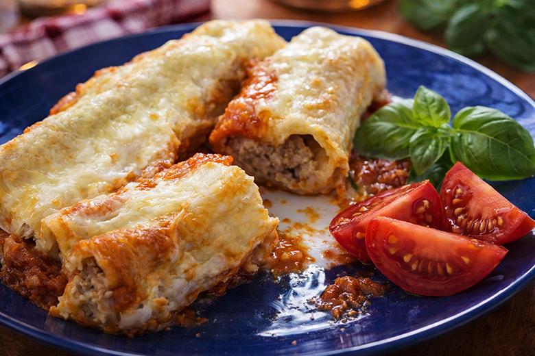 Cannelloni mit Hackfleisch-Ricotta-Füllung