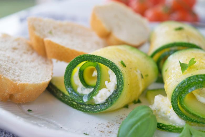 Zucchetti-Feta-Häppchen