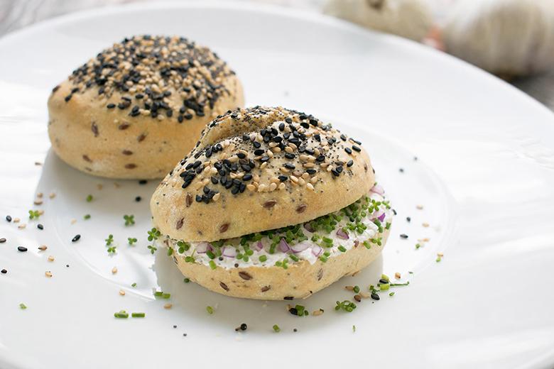 Eiweiss-Kresse-Brötchen
