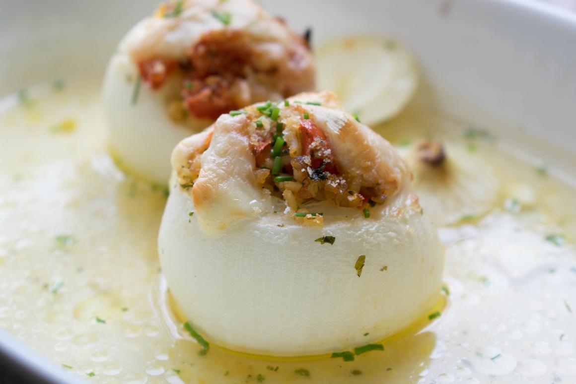 Gefüllte Ofenzwiebeln