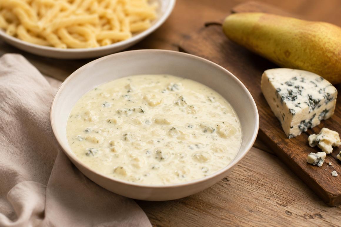 Gorgonzolasauce mit Birnen