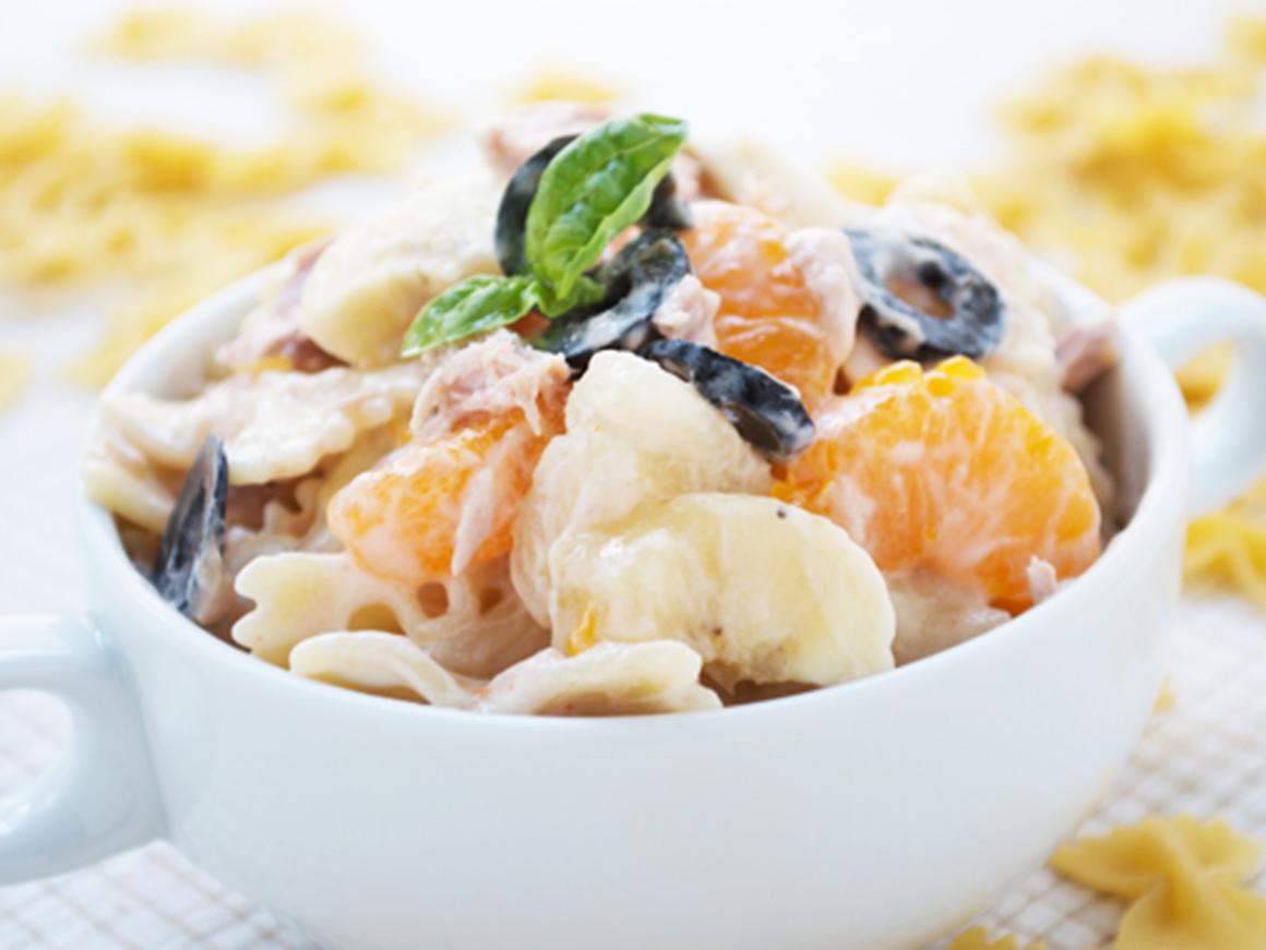 Fruchtiger Nudelsalat mit Thunfisch