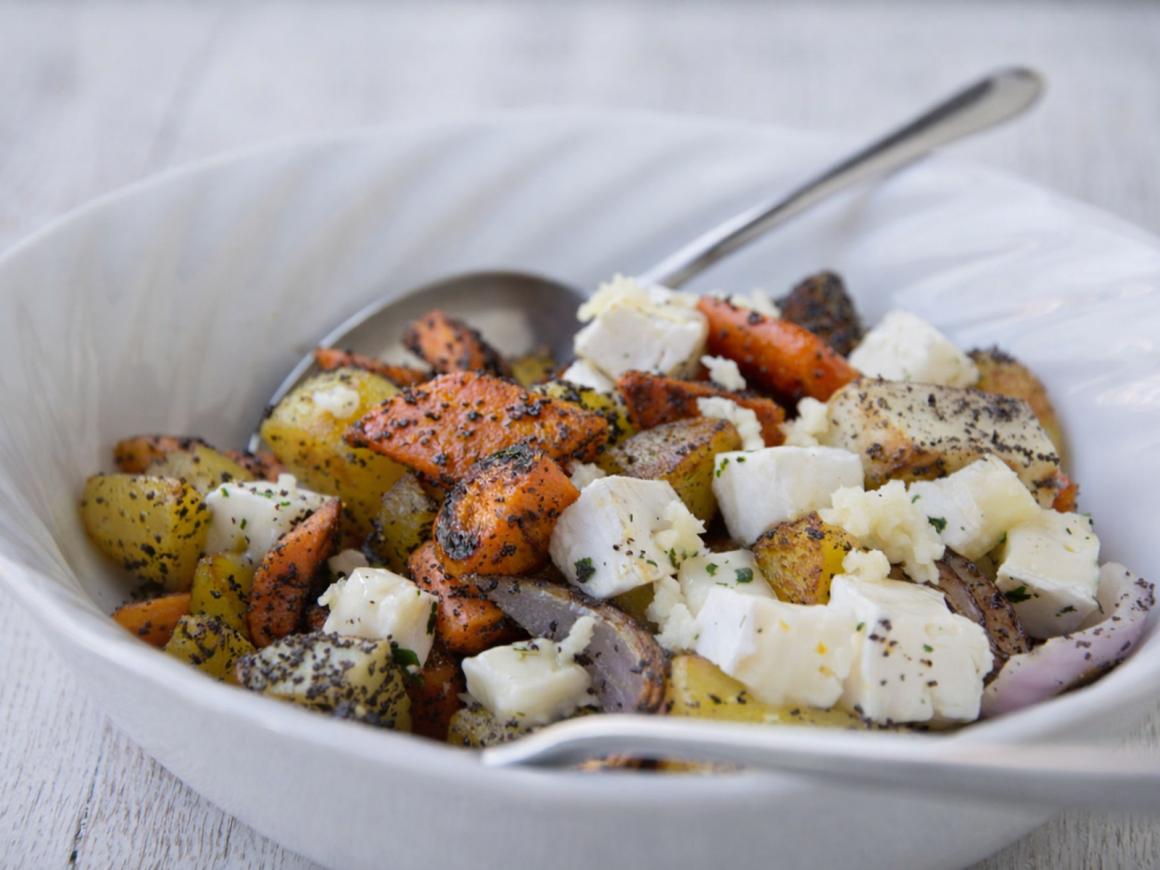 Gemischtes Grillgemüse mit Mohn