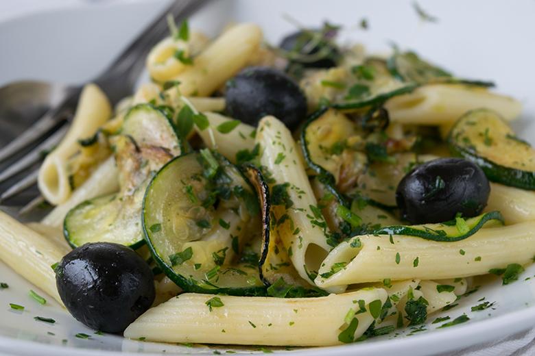 Zucchetti-Pasta-Salat
