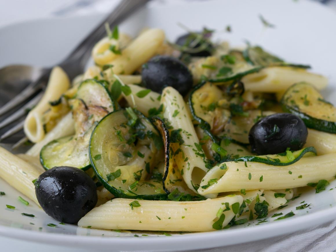 Zucchetti-Pasta-Salat