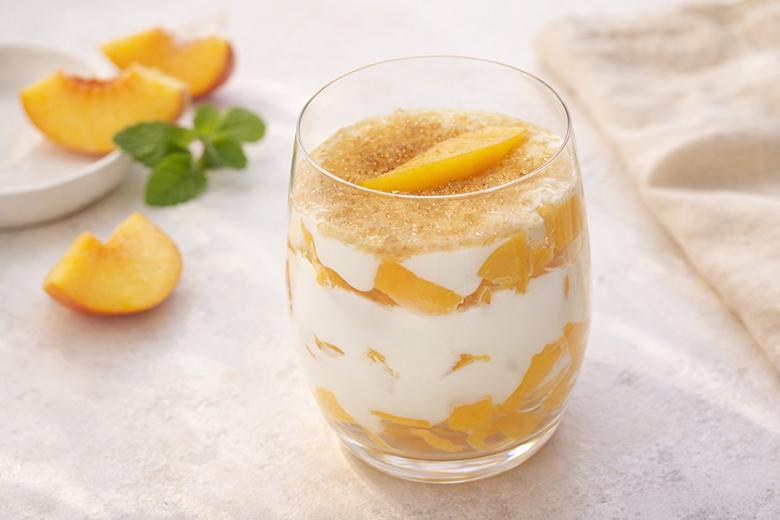 Joghurt mit Pfirsichen