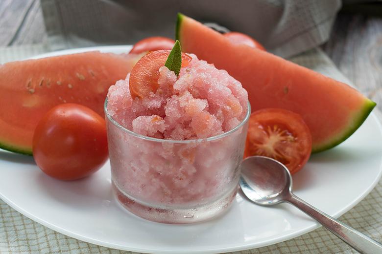 Wassermelonen-Tomaten-Granité