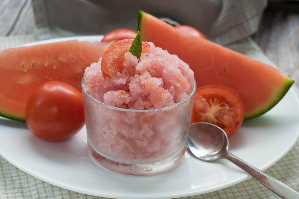 Wassermelonen-Tomaten-Granité