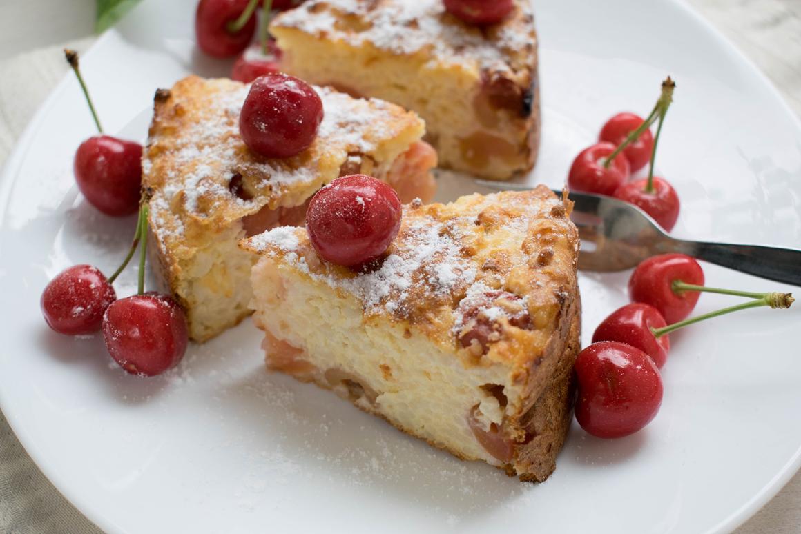 Reiskuchen mit Kirschen