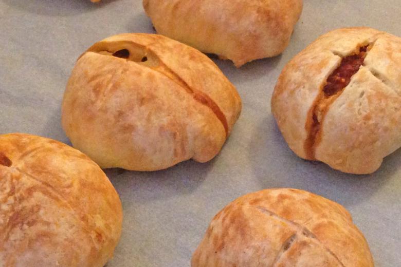 Feta-Dörrtomaten-Brötchen