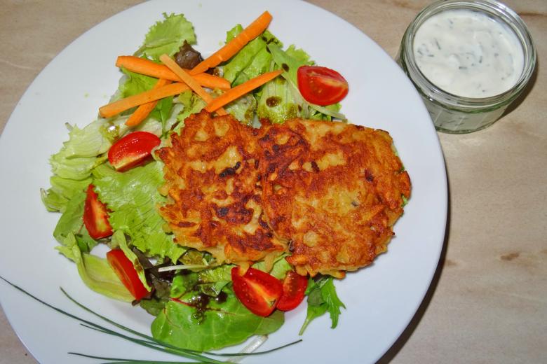 Rösti mit Salat