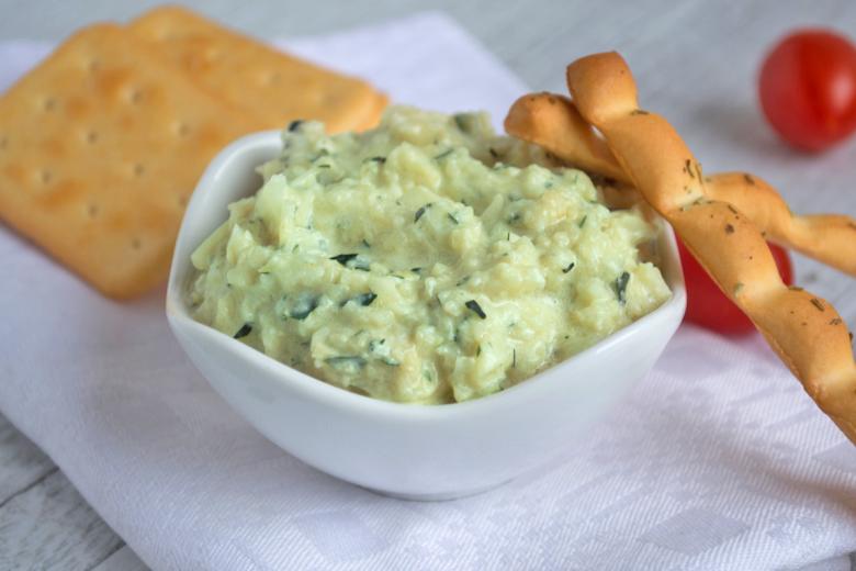 Frischer Zucchettidip