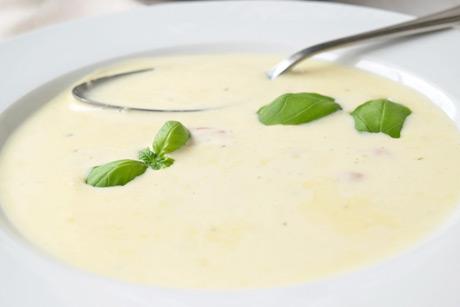 Exotische Kokos-Suppe