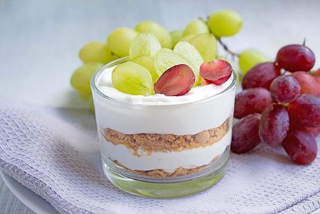 Trauben-Creme-Dessert