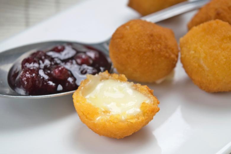 Mozzarella-Knusperkugeln