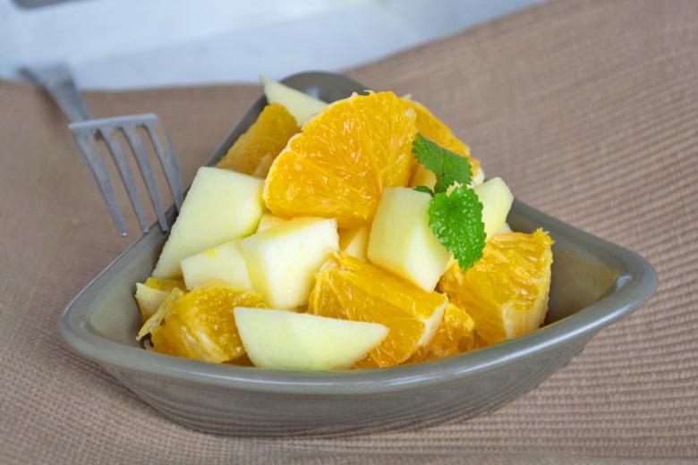 Apfel-Orangen-Fruchtsalat
