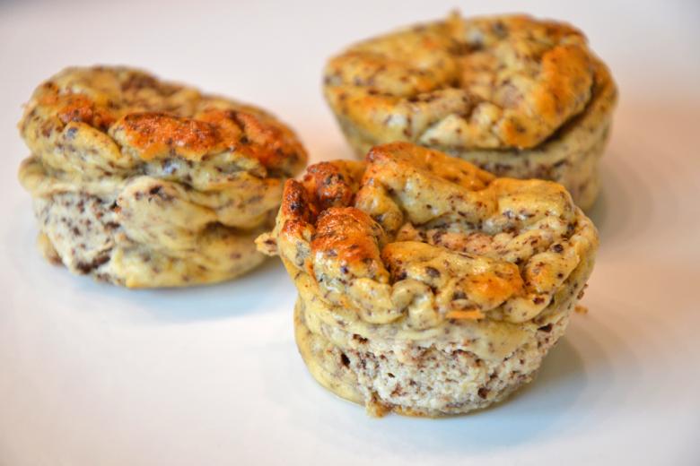 Saftige Schokoladenmuffins mit Schoko-Stückchen