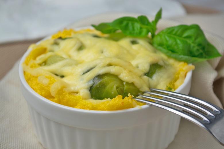 Rosenkohl-Polenta-Auflauf