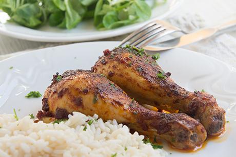 Pakistanesische Tandoori-Hähnchenschenkel
