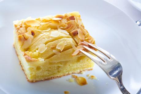 Einfacher Apfelblechkuchen