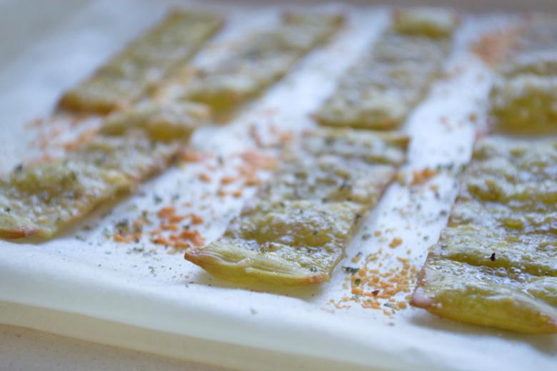 Lasagnechips mit Parmesan