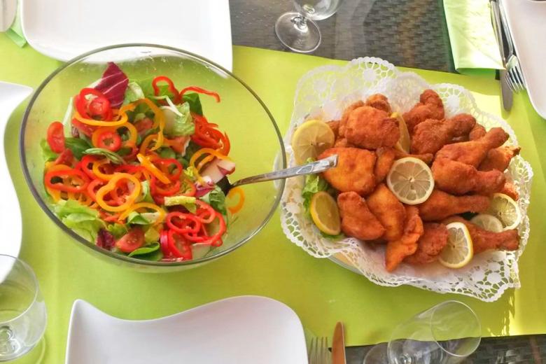 Frittierte Poulet-Schenkel