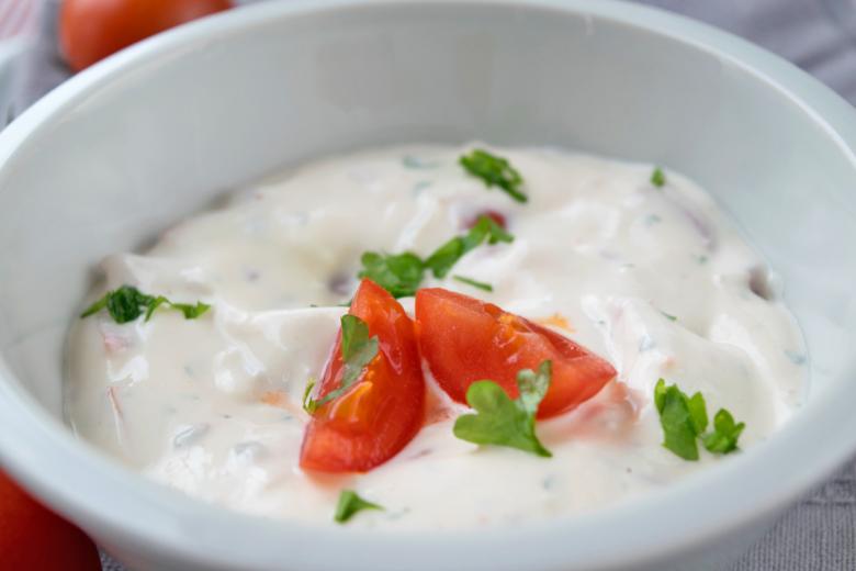 Dip-Sauce mit Tomaten