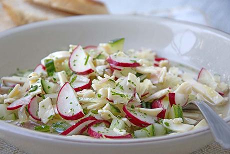 Frühlingskäsesalat