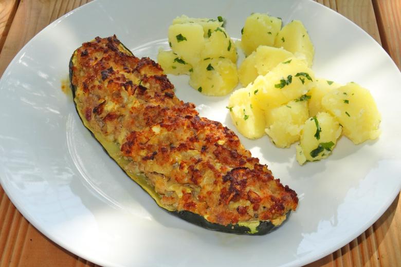 Gefüllte Zucchetti