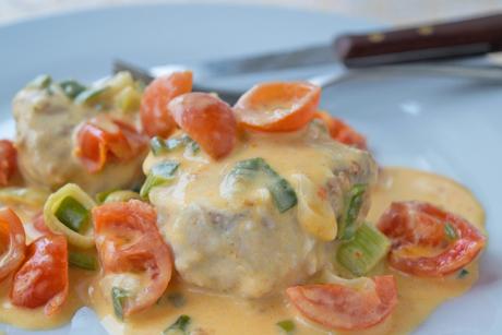 Schweinsfilet an Weinsauce und Oregano