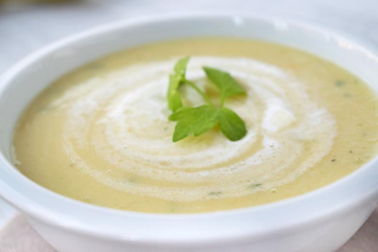 Kartoffelsuppe mit Kerbel