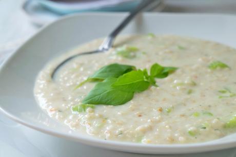 Lauchsuppe mit Haferflocken