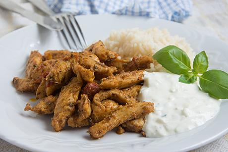 Gyros-Pfanne mit Tzatziki