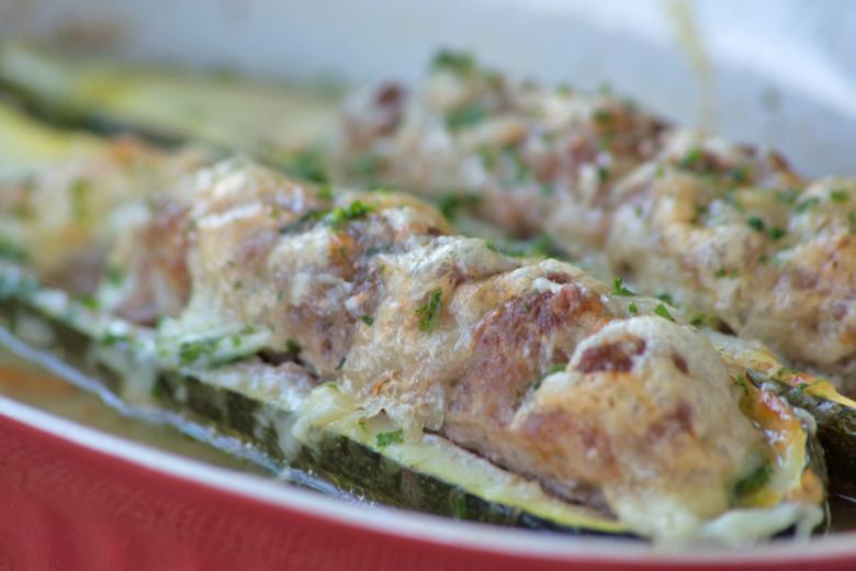 Gefüllte Zucchetti mit Hackfleisch