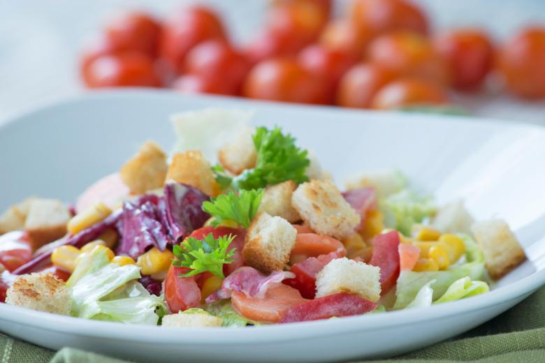 Gemischter Salat mit Croutons