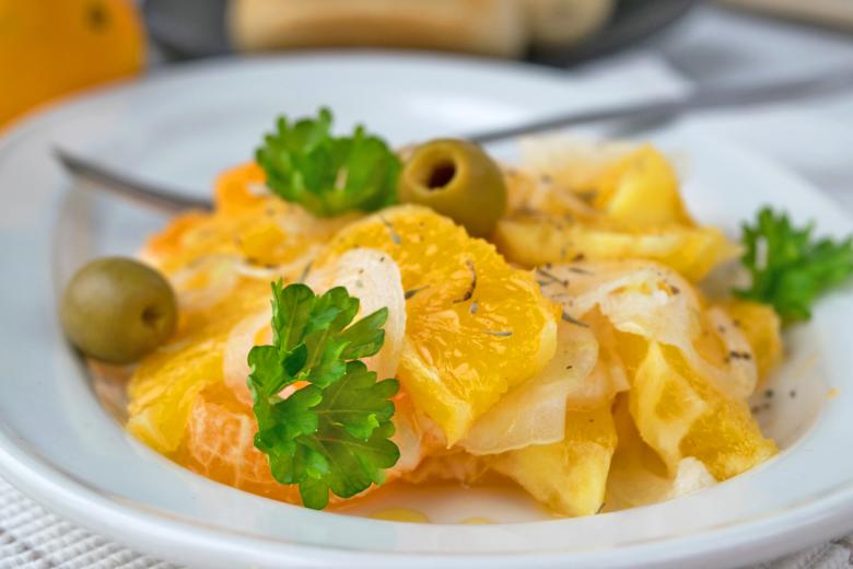 Zwiebel-Orangen-Salat