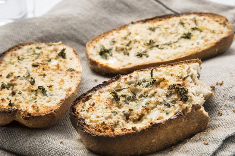 Knoblibrot mit QimiQ