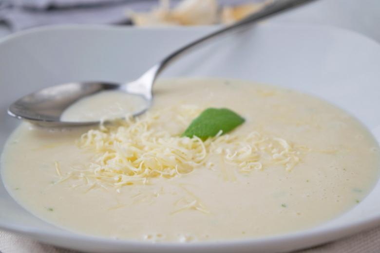 Knoblauchschaumsuppe