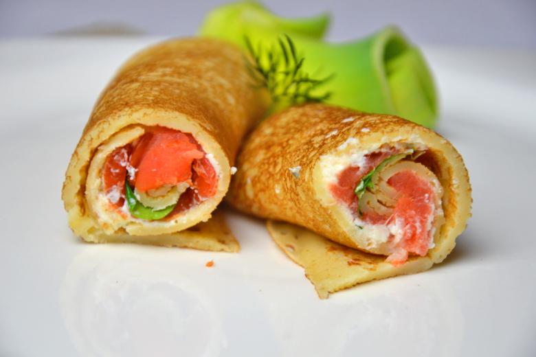 Frische Lachswraps