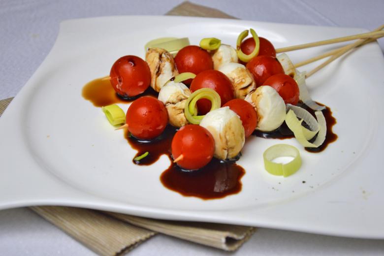 Tomaten-Mozzarella-Spiesschen