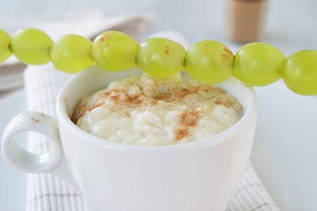 Milchreis-Häppchen mit Fruchtspiessli